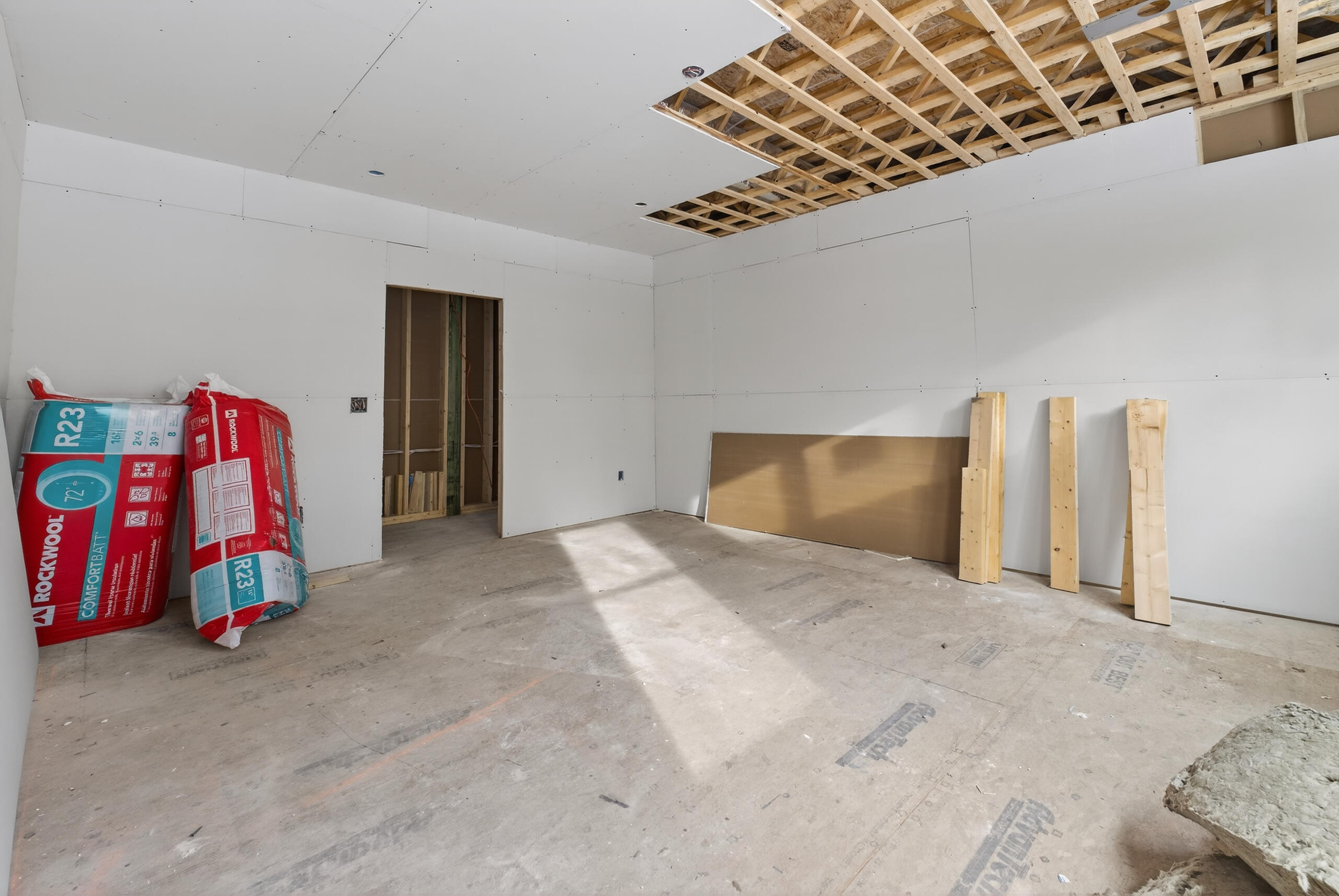 140 Clifford Road Phippsburg ME 04562