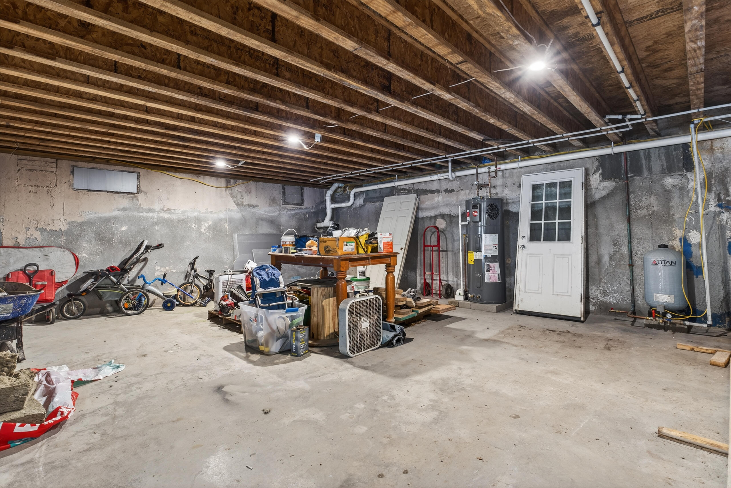 140 Clifford Road Phippsburg ME 04562