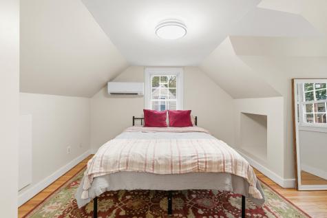32 Eliot Street South Portland ME 04106