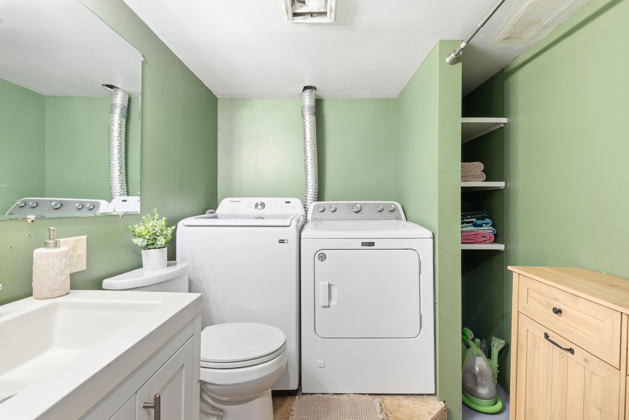 32 Eliot Street South Portland ME 04106