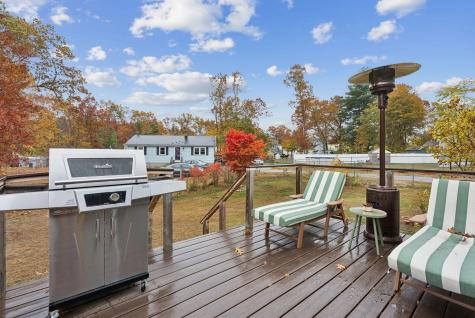 27 Avon Street Sanford ME 04073