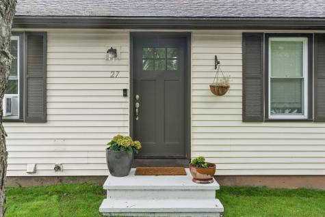 27 Avon Street Sanford ME 04073