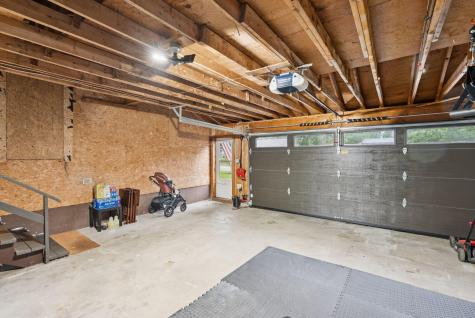 27 Avon Street Sanford ME 04073