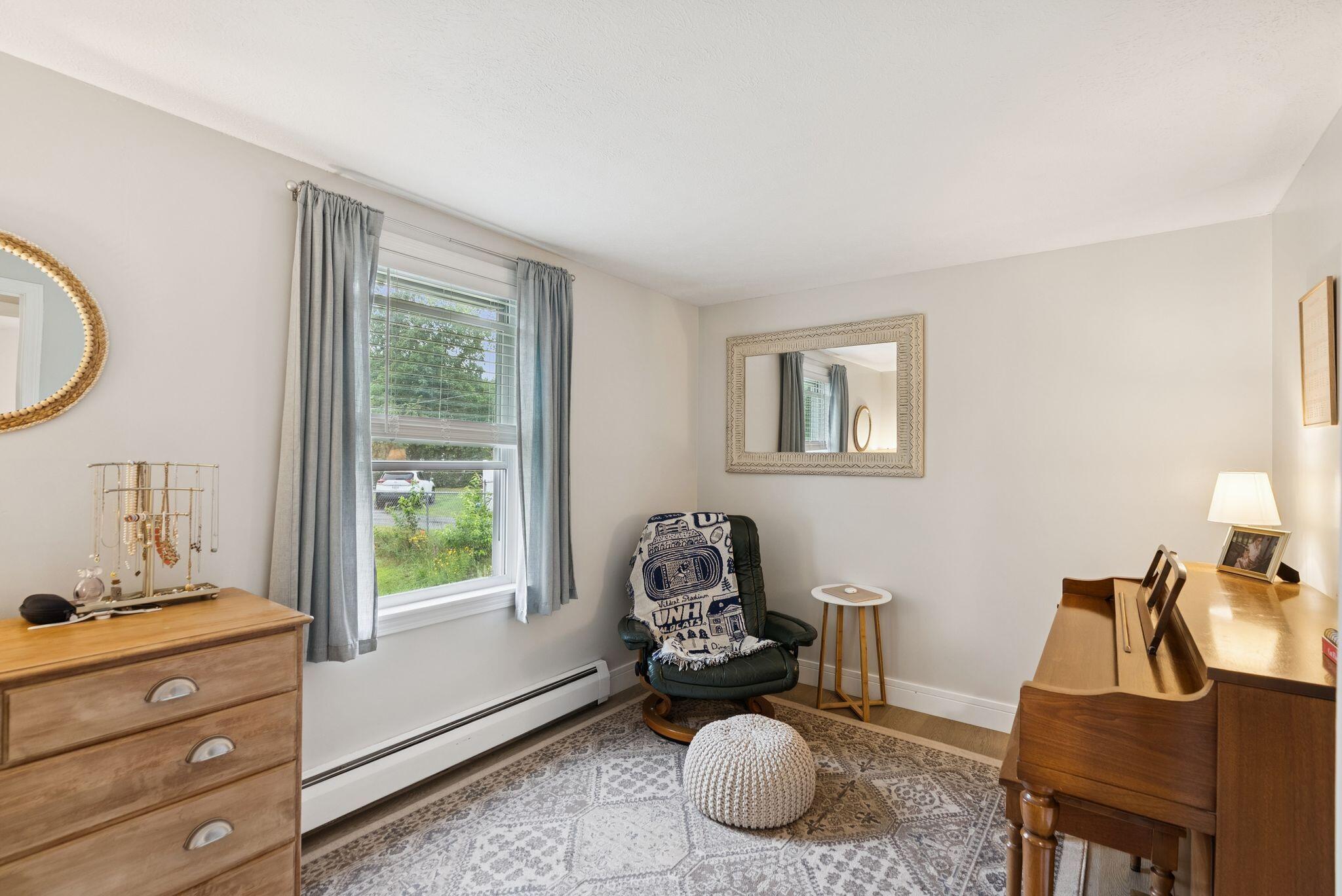 27 Avon Street Sanford ME 04073