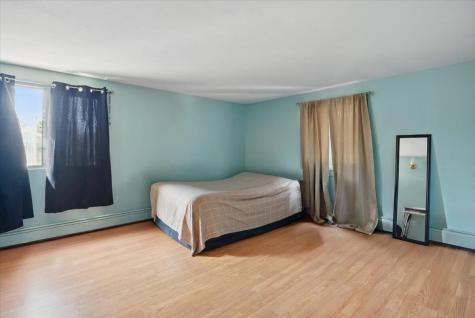 142 Hogan Road Lewiston ME 04240