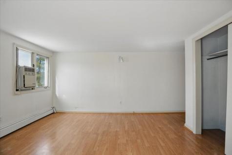 142 Hogan Road Lewiston ME 04240