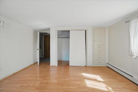 142 Hogan Road Lewiston ME 04240