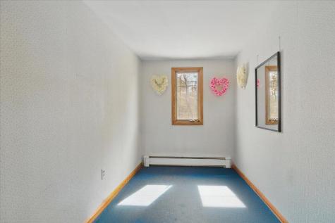 142 Hogan Road Lewiston ME 04240