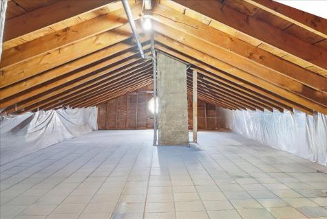 142 Hogan Road Lewiston ME 04240