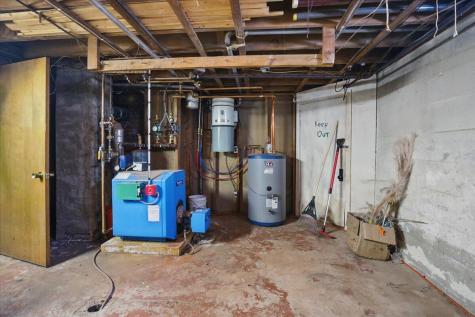 142 Hogan Road Lewiston ME 04240