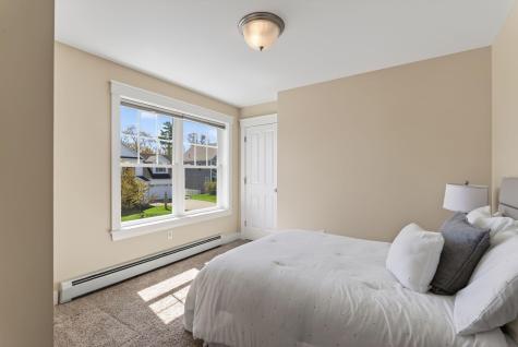 15 Nautical Drive Cumberland ME 04110