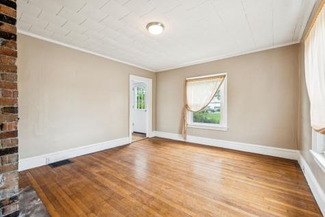 112 Payne Road Scarborough ME 04074