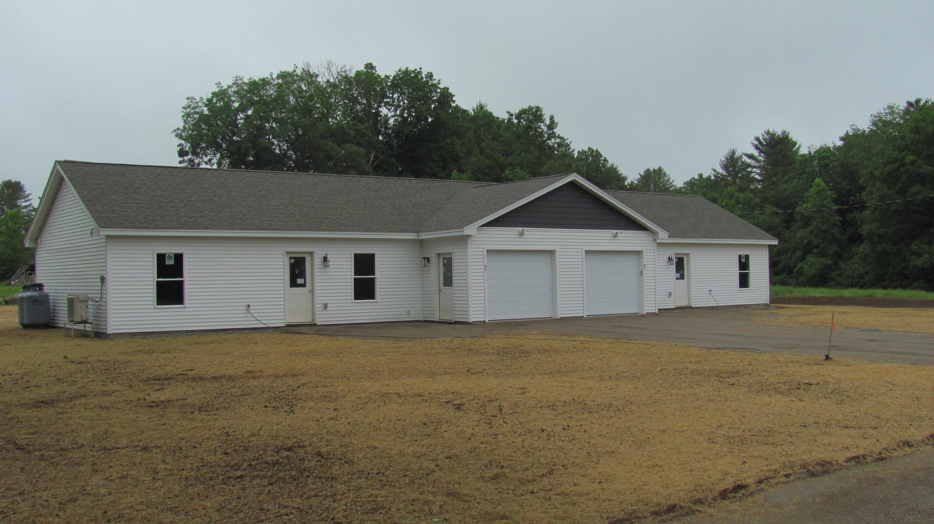 18 Thurlow Drive Oxford ME 04270