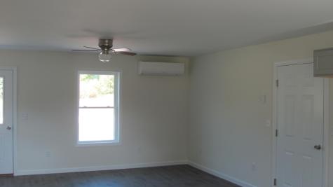 18 Thurlow Drive Oxford ME 04270