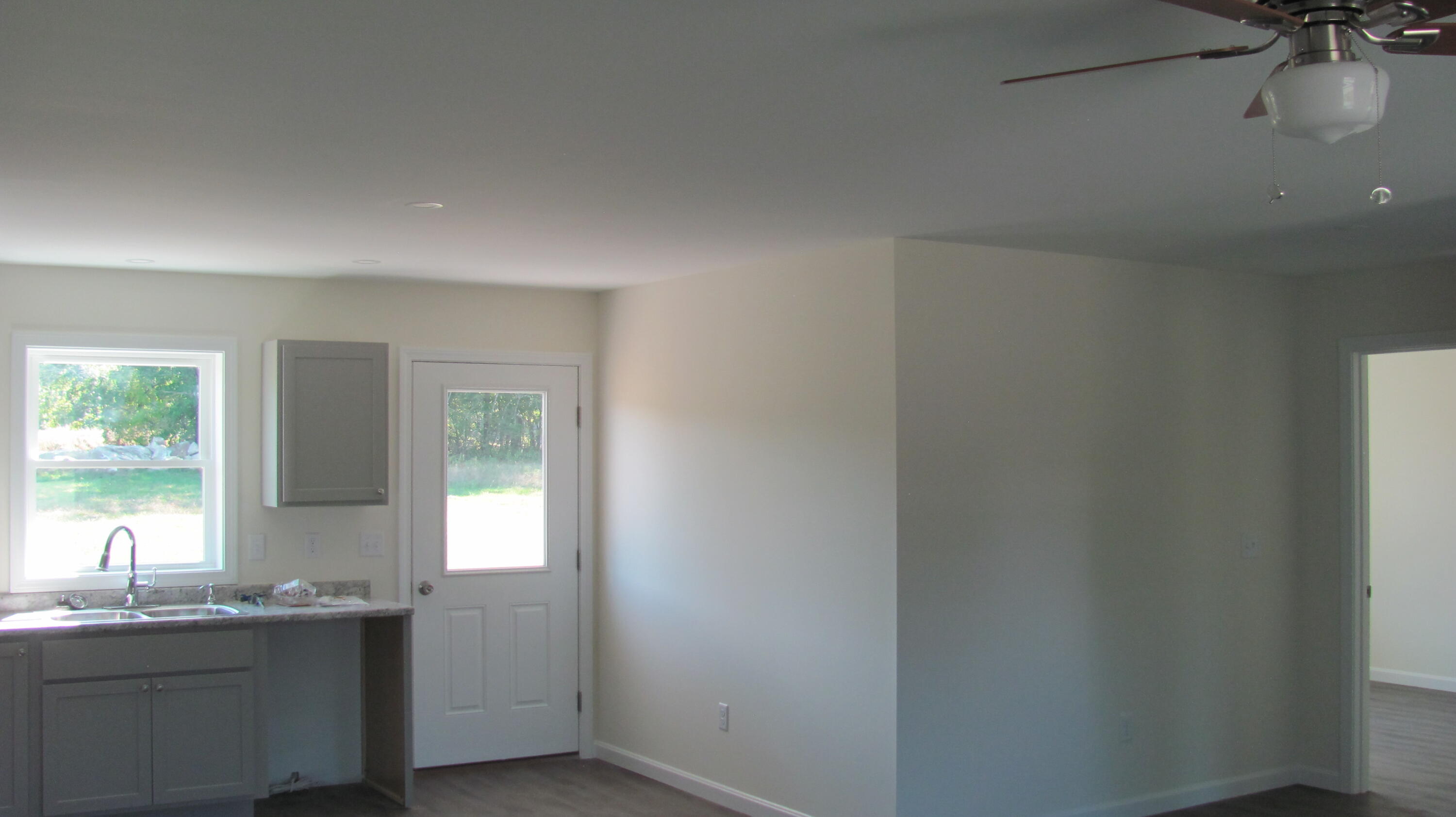 18 Thurlow Drive Oxford ME 04270