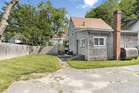 52 Harvard Street Auburn ME 04210
