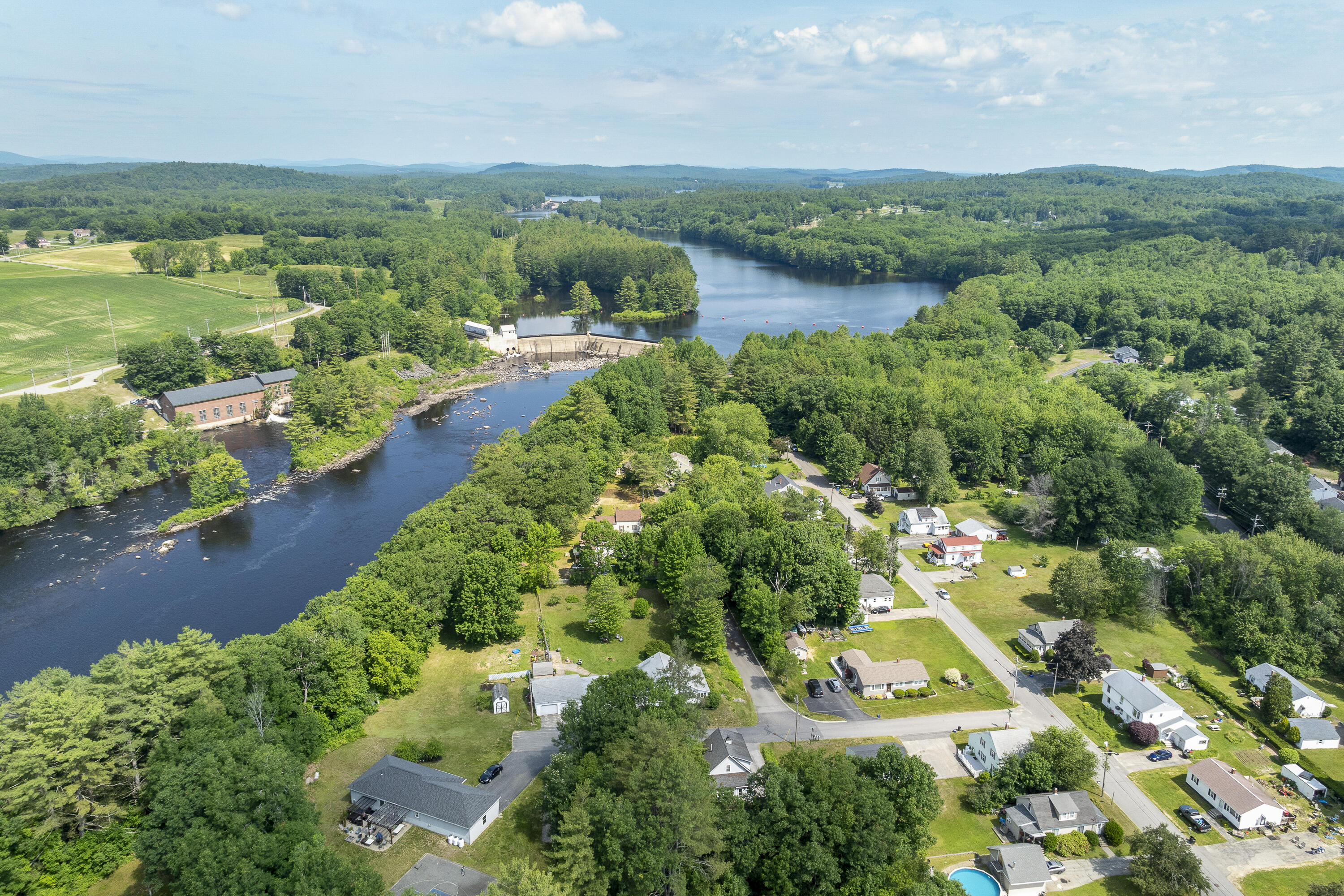 8 Riverview Avenue Lewiston ME 04240