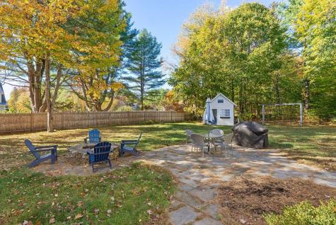 13 Hedgerow Drive Cumberland ME 04021