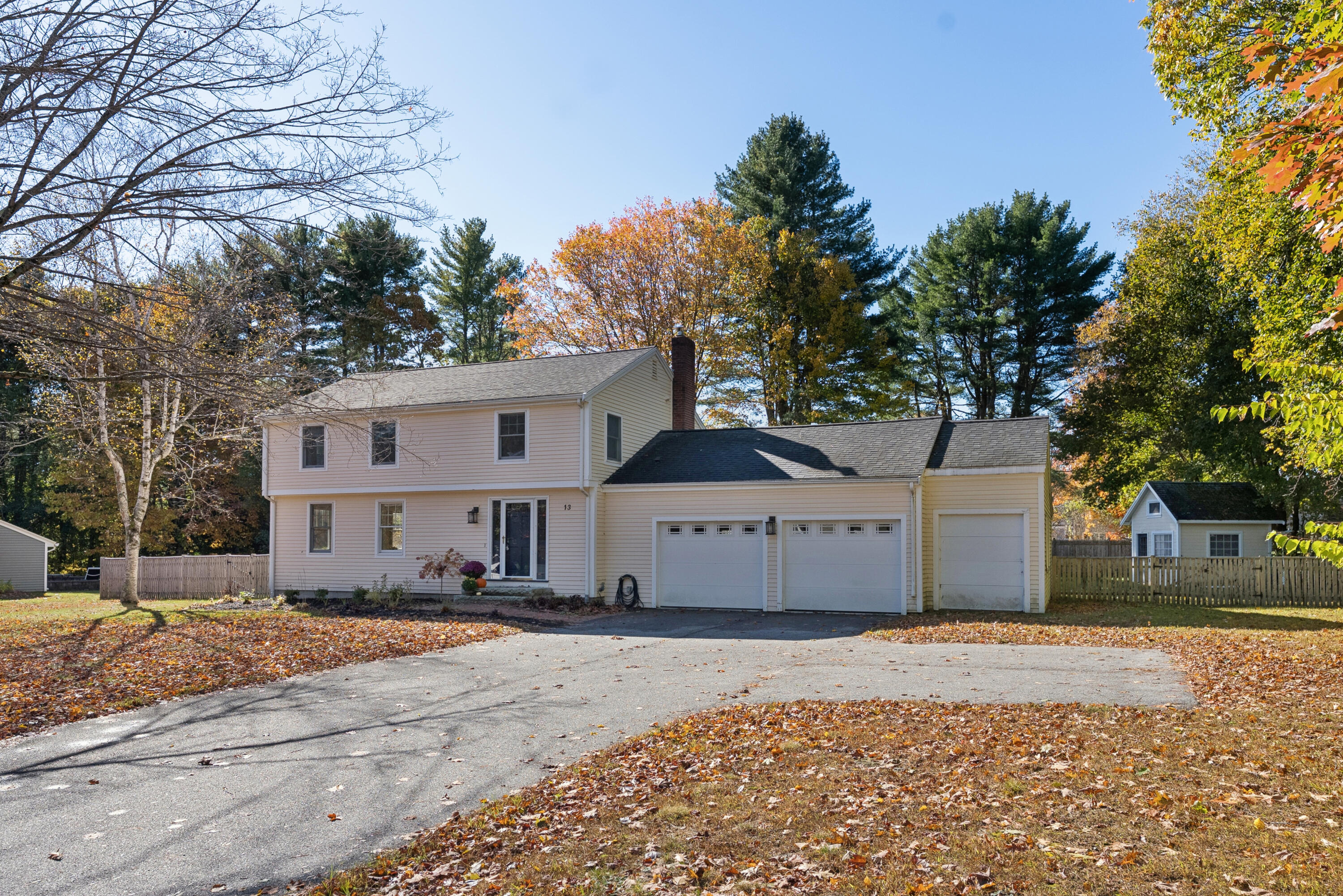 13 Hedgerow Drive Cumberland ME 04021