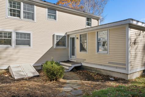 13 Hedgerow Drive Cumberland ME 04021