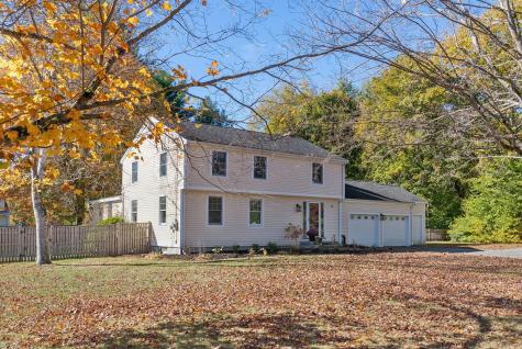 13 Hedgerow Drive Cumberland ME 04021