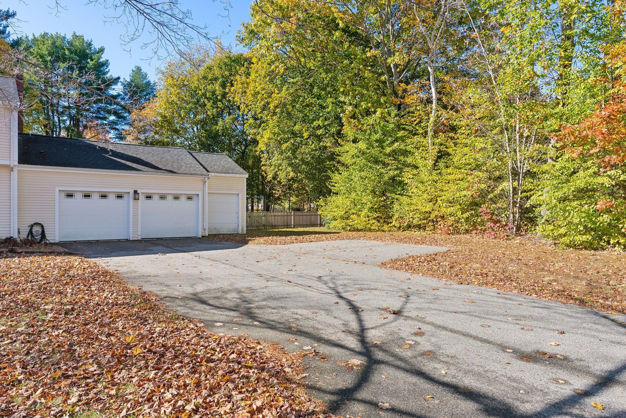 13 Hedgerow Drive Cumberland ME 04021