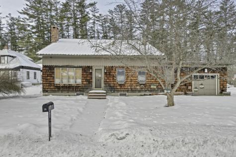 28 Brackett Street Dixfield ME 04224