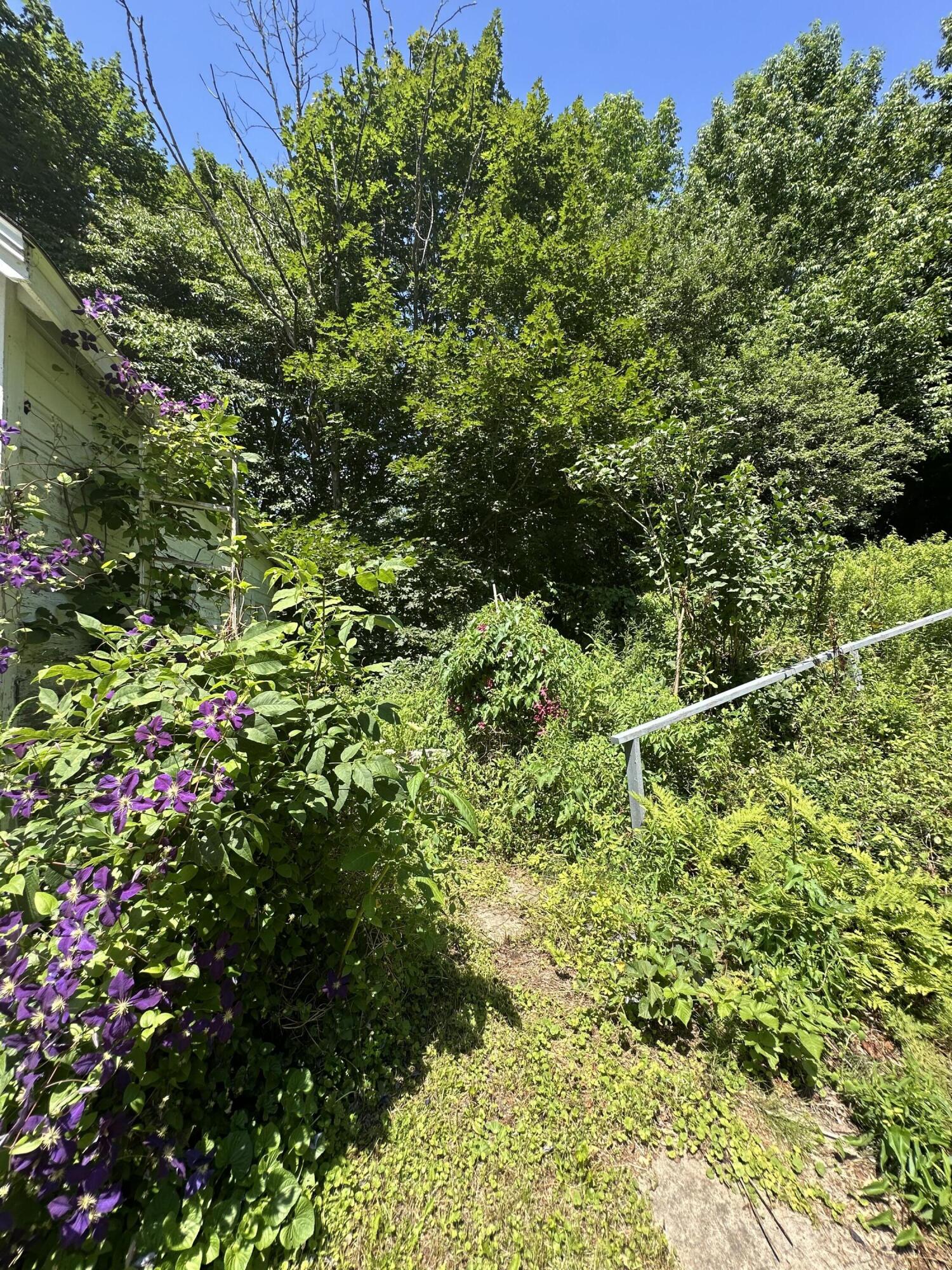 24 Old Route 1 Waldoboro ME 04572