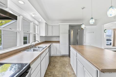 12 Samoset Road Rockland ME 04841