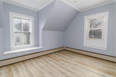 15 Marston Street Norway ME 04268