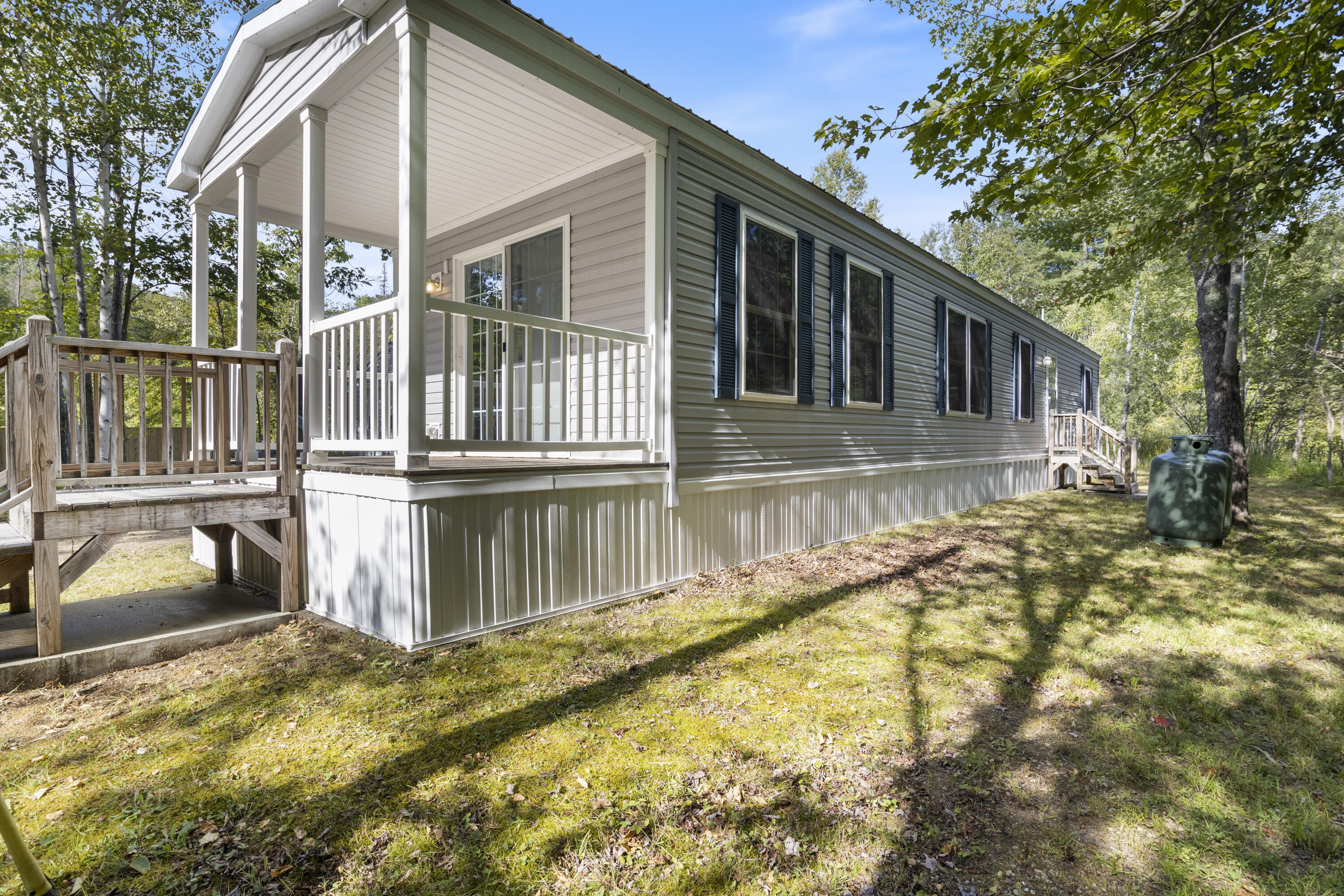 19 Old Route 26 Paris ME 04281