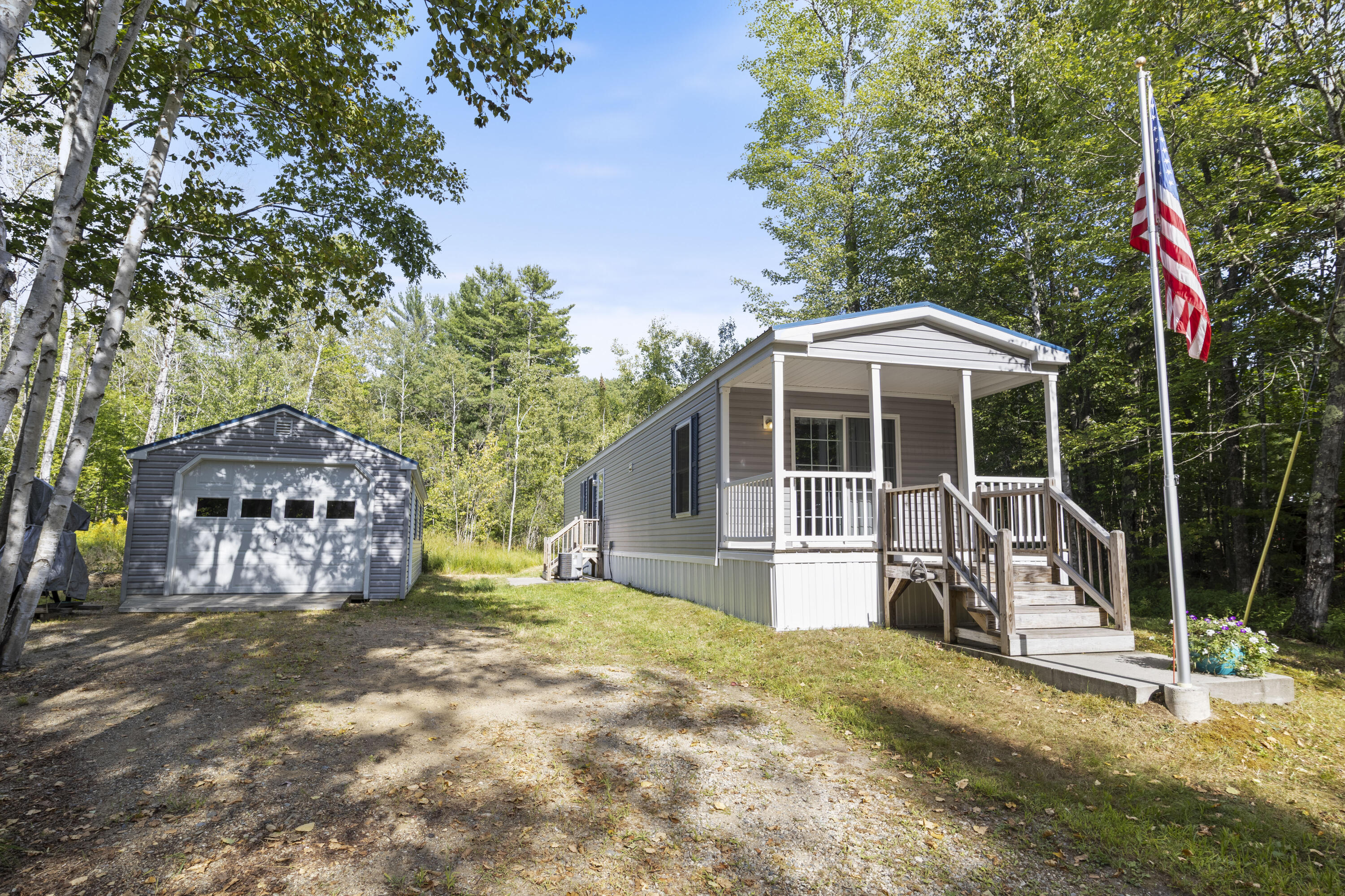 19 Old Route 26 Paris ME 04281