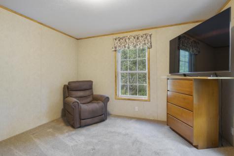 19 Old Route 26 Paris ME 04281