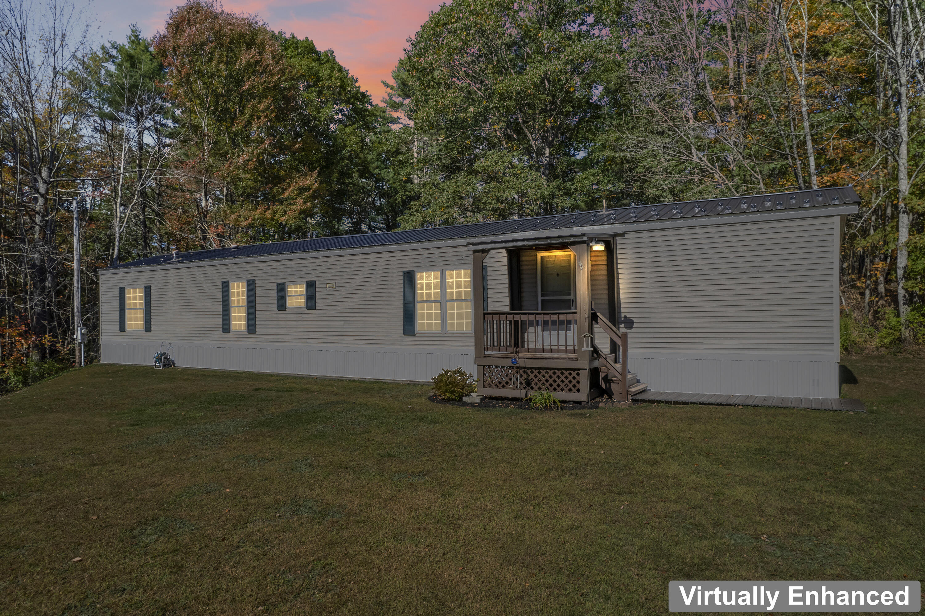 6 Forest Lane Chelsea ME 04330