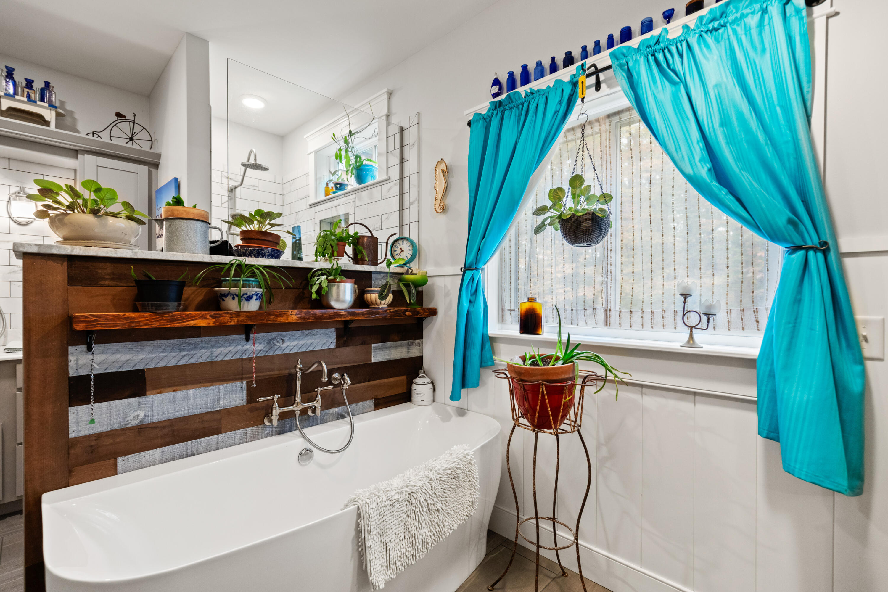 26 Stewart Street Parsonsfield ME 04047