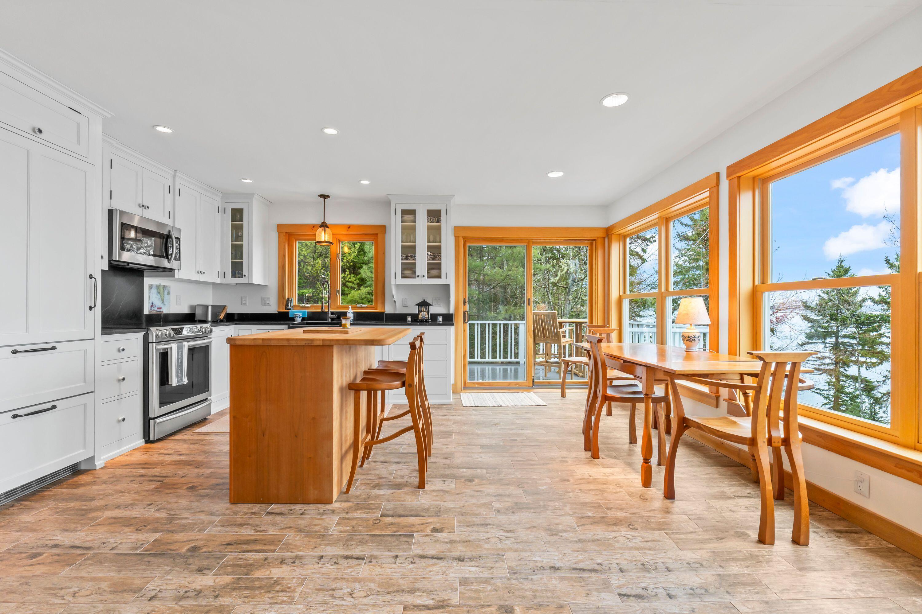 21 White Road Georgetown ME 04548