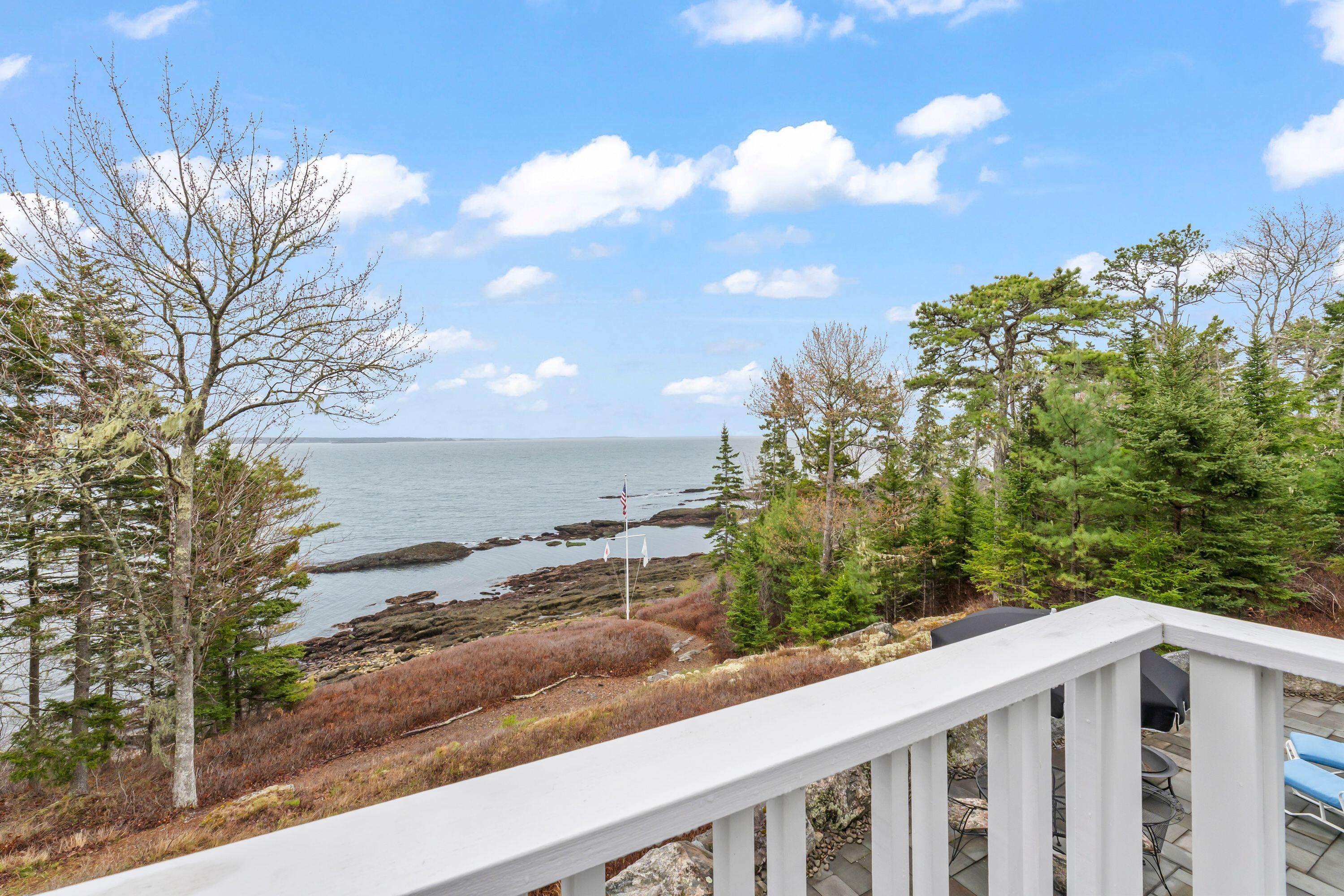 21 White Road Georgetown ME 04548