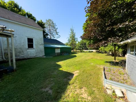 18 Bruce Street Machias ME 04654