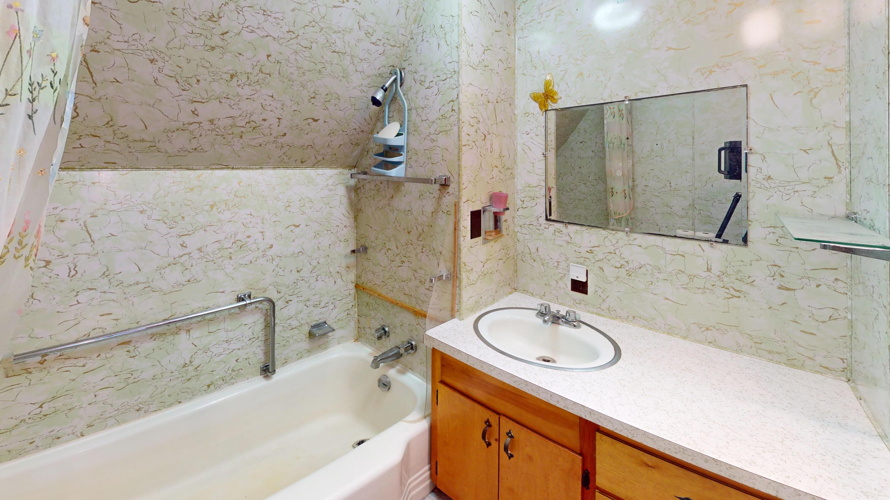 18 Bruce Street Machias ME 04654