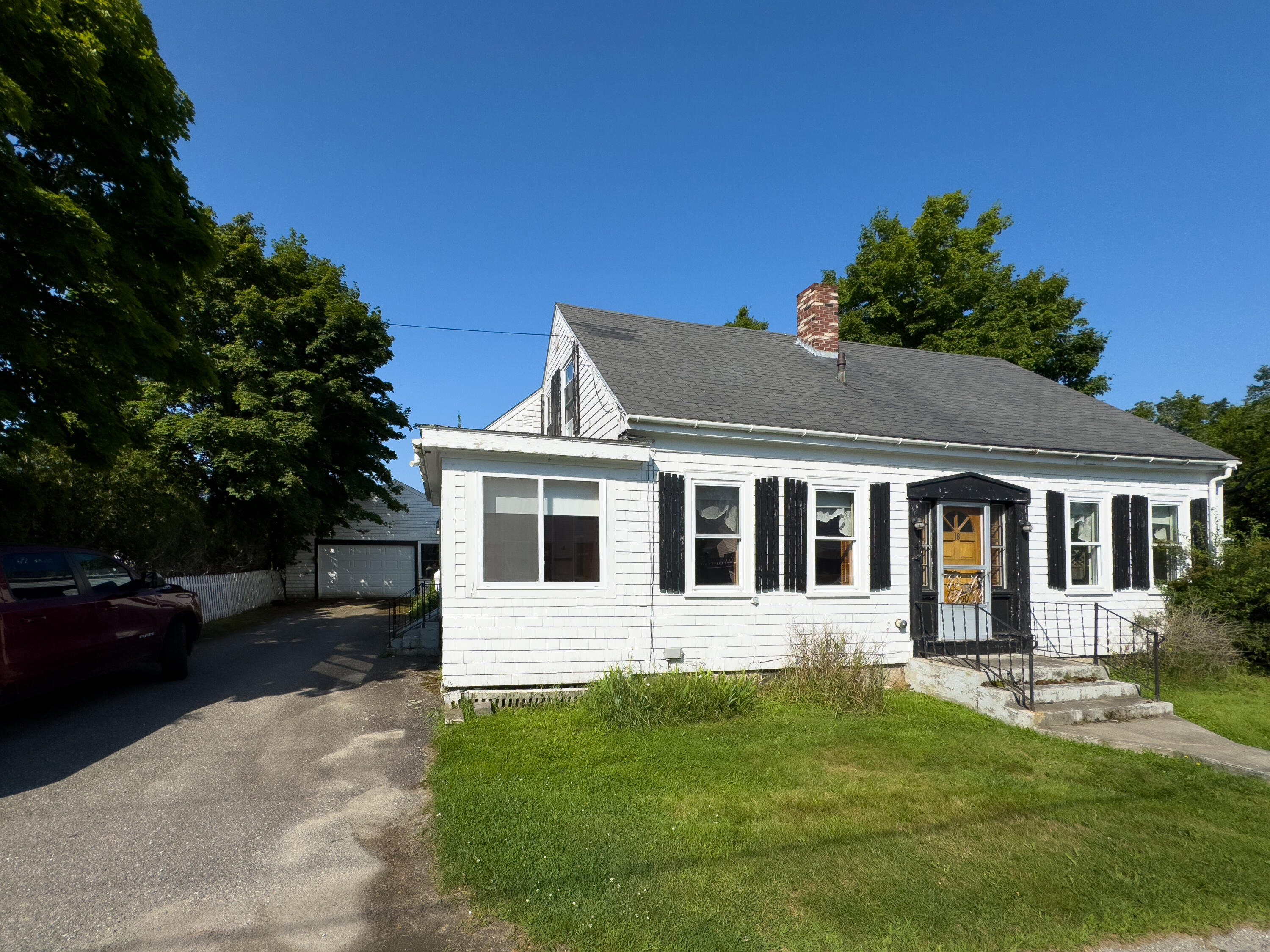 18 Bruce Street Machias ME 04654