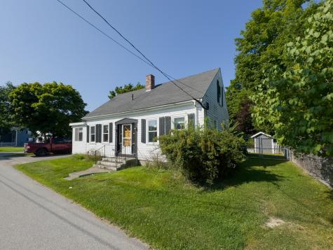 18 Bruce Street Machias ME 04654
