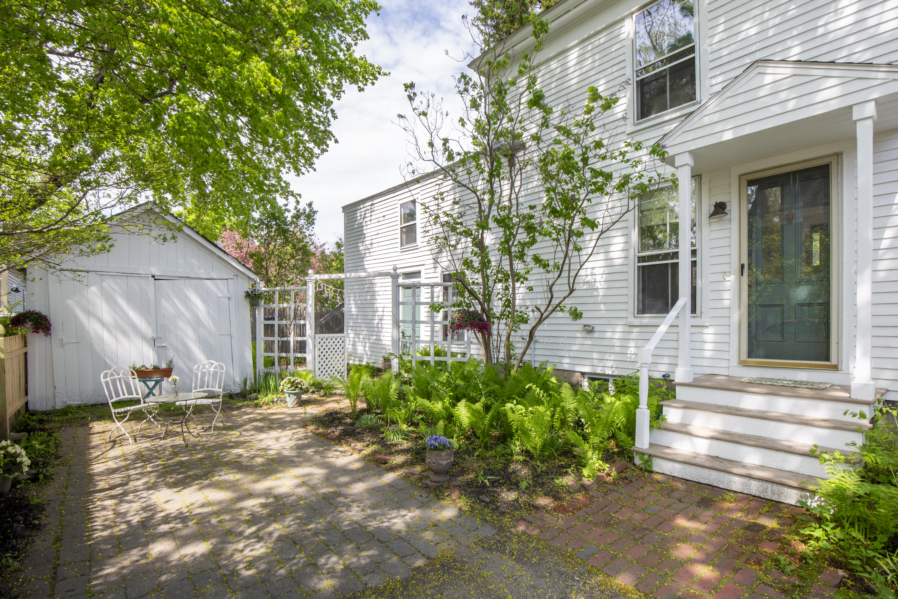 25 School Street Brunswick ME 04011