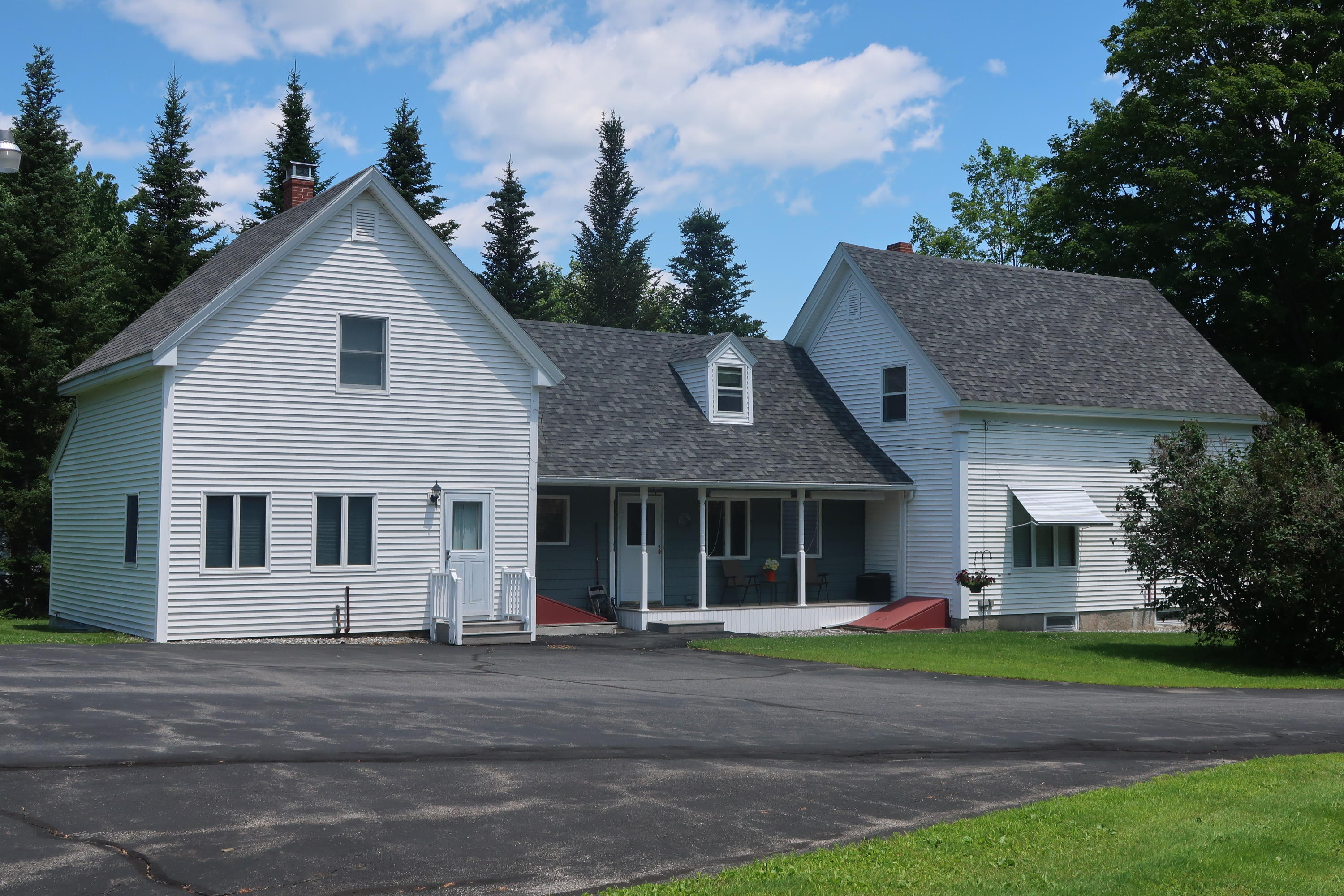 46 Russell Street Farmingdale ME 04344