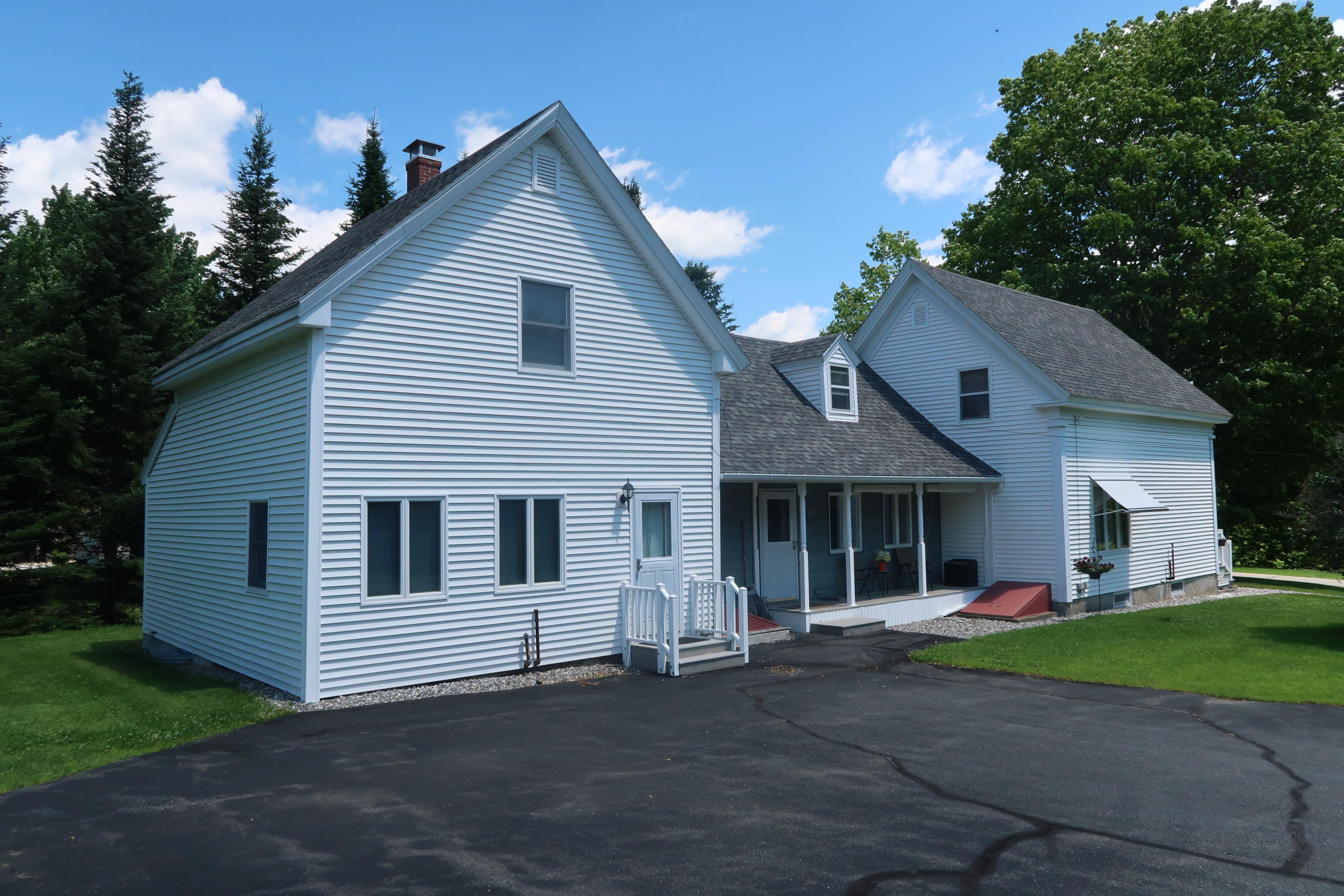 46 Russell Street Farmingdale ME 04344