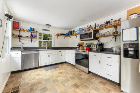 16 Mason Avenue Naples ME 04055