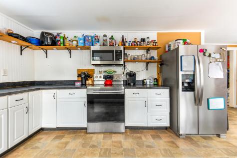 16 Mason Avenue Naples ME 04055