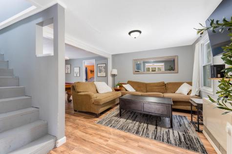 16 Mason Avenue Naples ME 04055