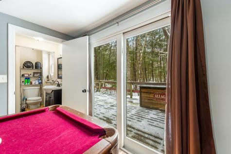 16 Mason Avenue Naples ME 04055