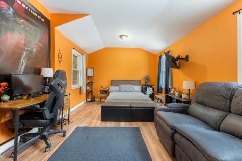 16 Mason Avenue Naples ME 04055