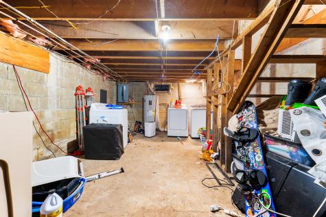 16 Mason Avenue Naples ME 04055